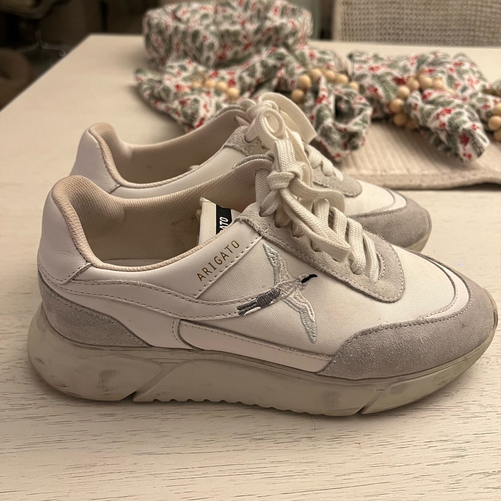 Axel Arigato Women's Cream and Gray Sneakers